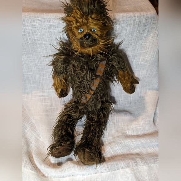 Star Wars Chewbacca 24" Plush Toy - Picture 1 of 5